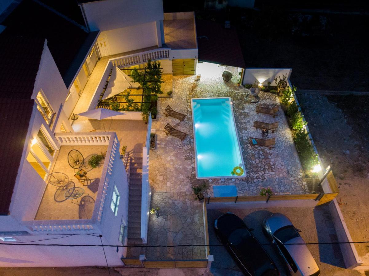 Apartments Barbara Tribalj Dış mekan fotoğraf