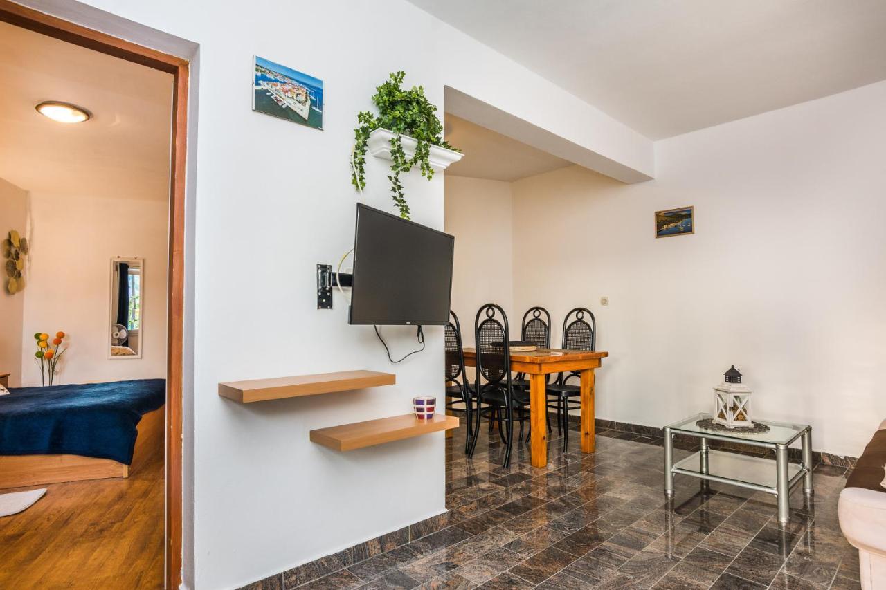 Apartments Barbara Tribalj Dış mekan fotoğraf