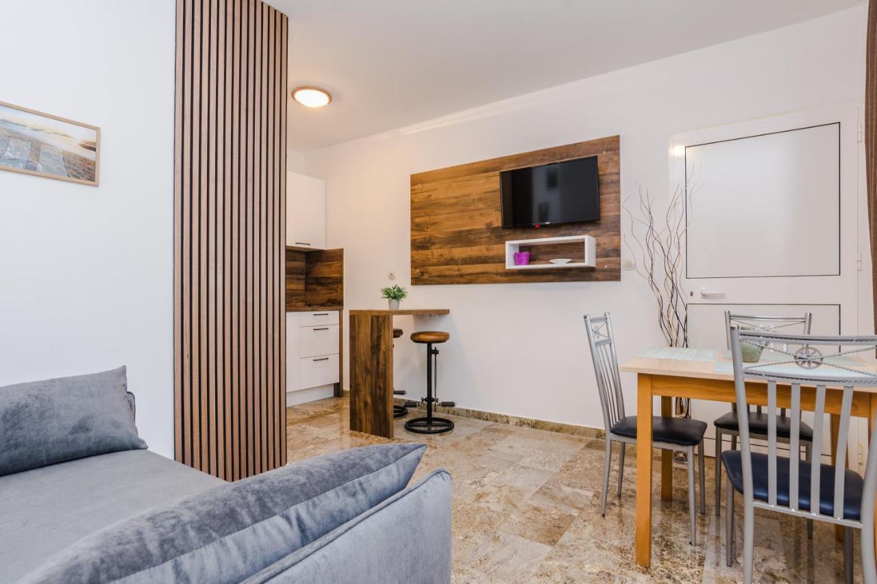Apartments Barbara Tribalj Dış mekan fotoğraf